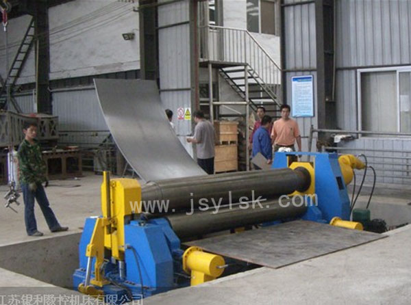 水平下調式卷板機